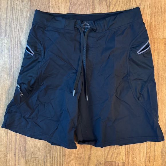 Hylete Black Above-Knee Shorts Men’s Size M - Picture 1 of 5